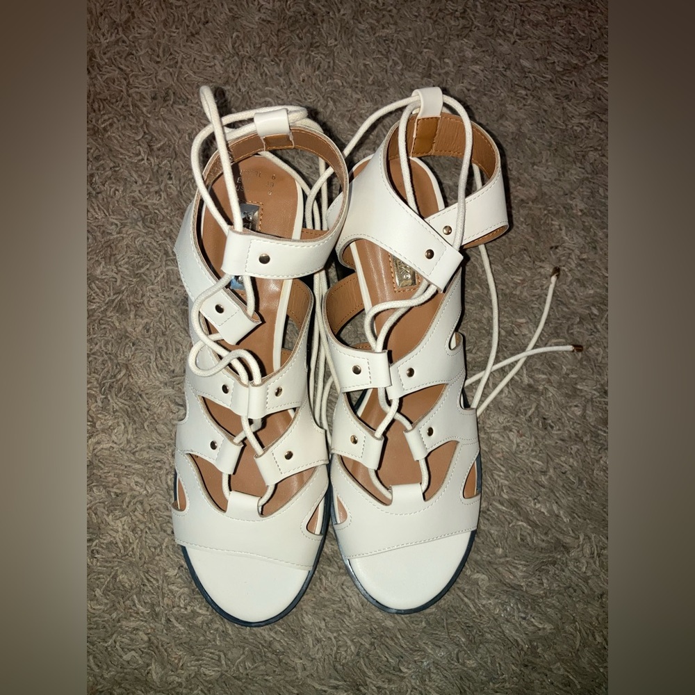 ✿ Cream Wedges